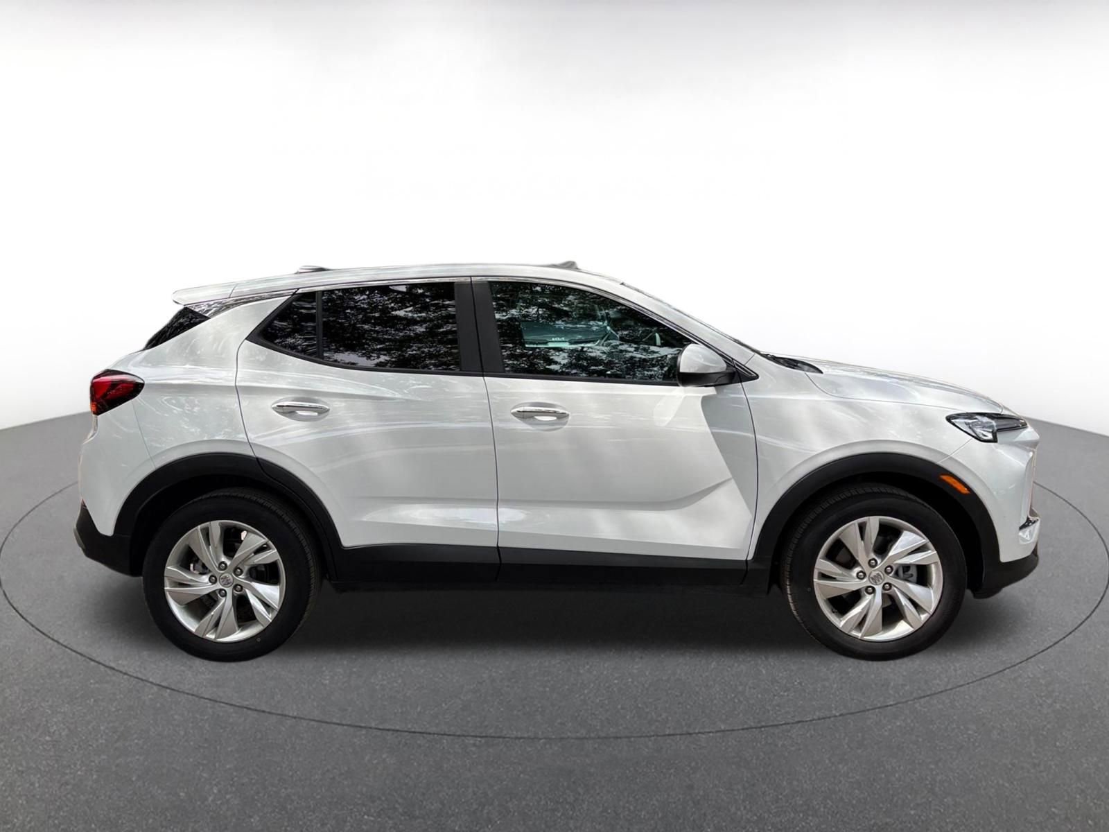 Thumbnail: 2025 Buick Encore GX - 8