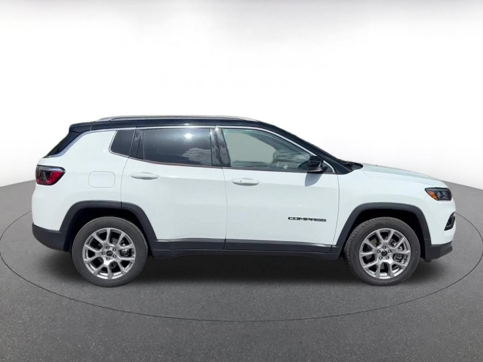 Thumbnail: 2025 Jeep Compass - 16