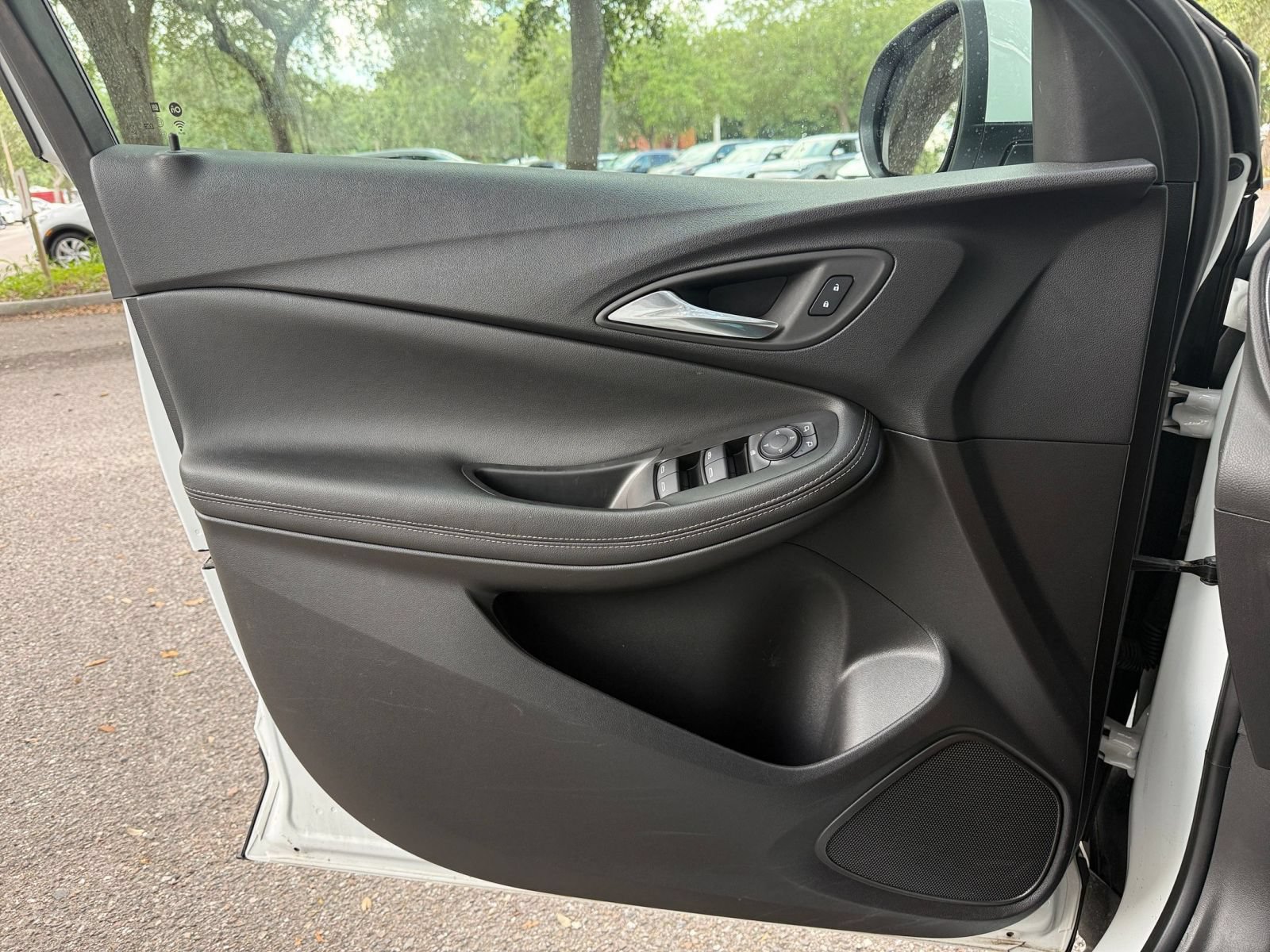 Thumbnail: 2025 Buick Encore GX - 18