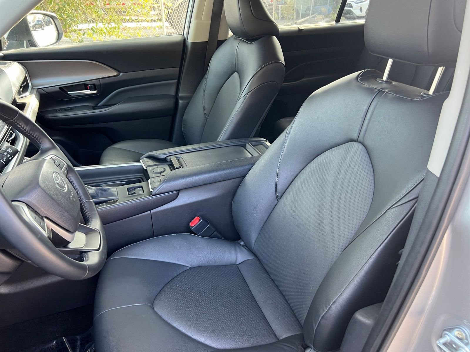 Thumbnail: 2025 Toyota Grand Highlander - 31