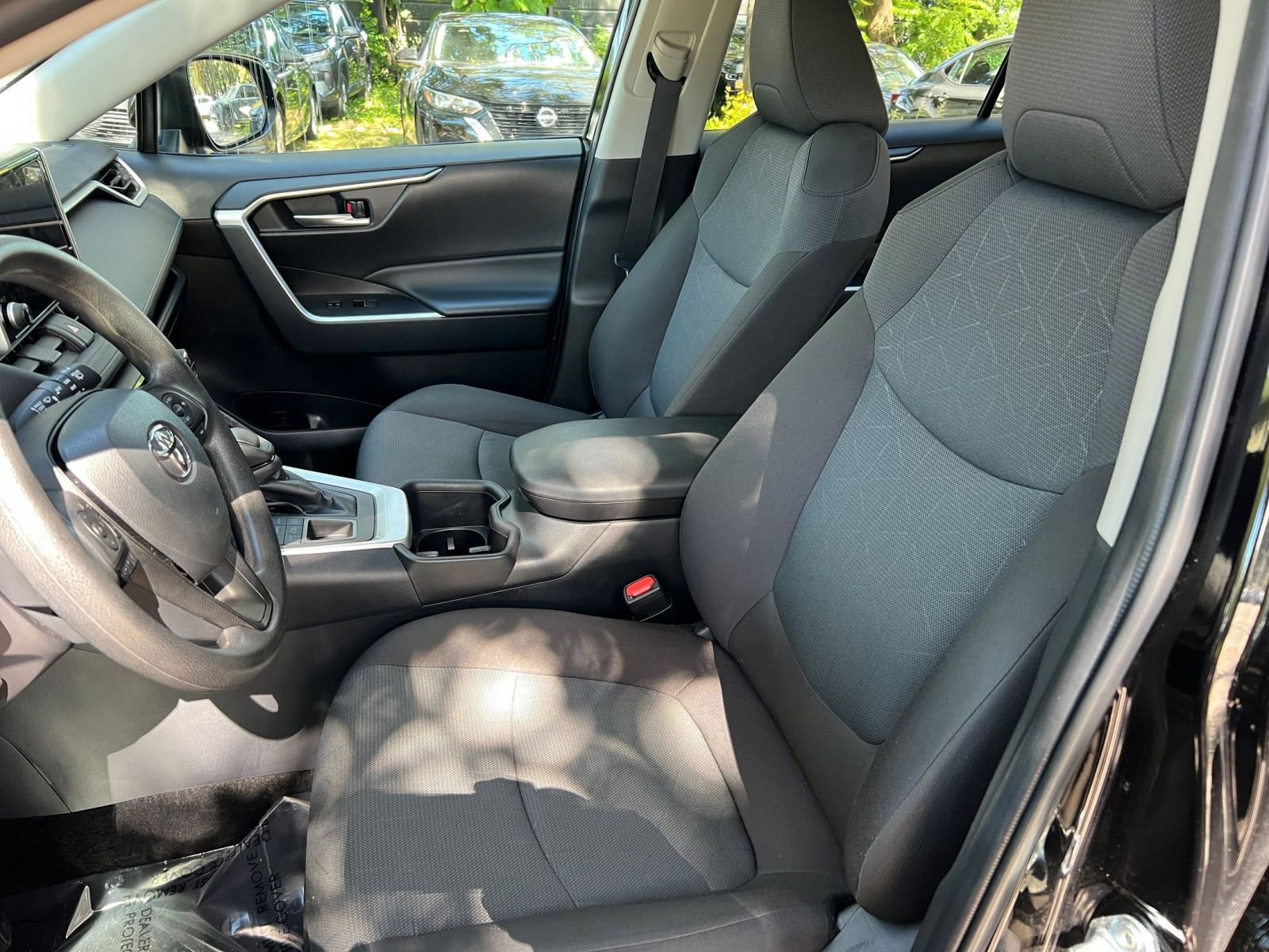 Thumbnail: 2025 Toyota RAV4 - 30