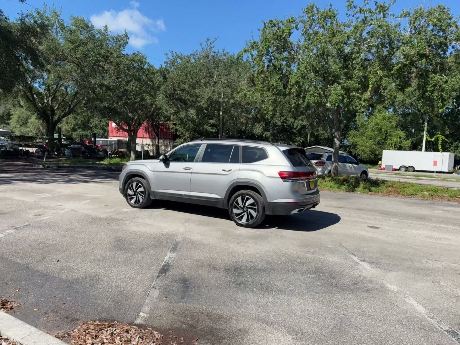 Thumbnail: 2026 Volkswagen Atlas - 9