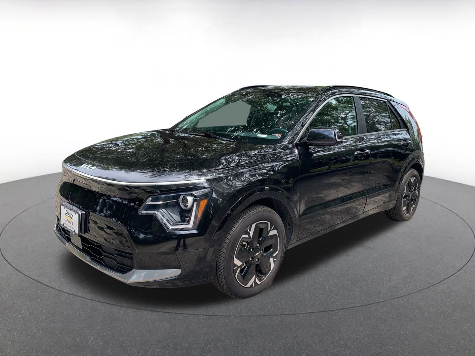 Thumbnail: 2023 Kia Niro - 3