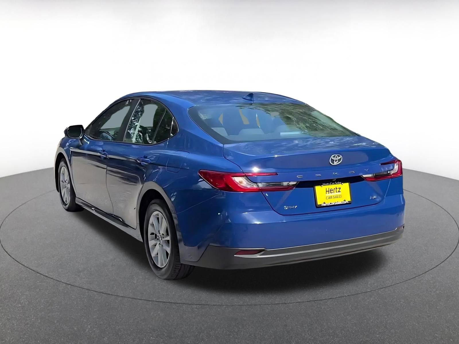 Thumbnail: 2025 Toyota Camry - 16