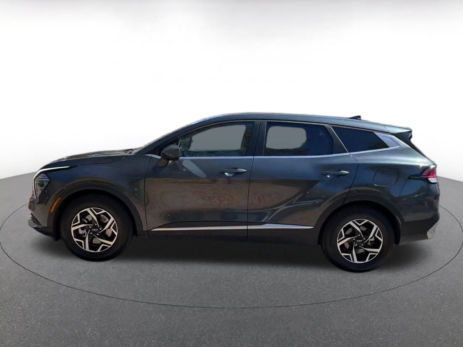 Thumbnail: 2025 Kia Sportage - 9