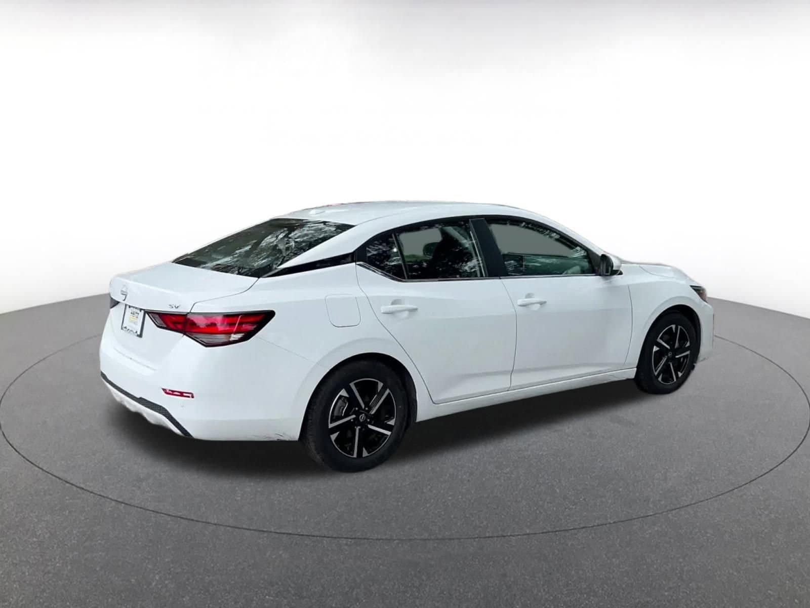 Thumbnail: 2024 Nissan Sentra - 15