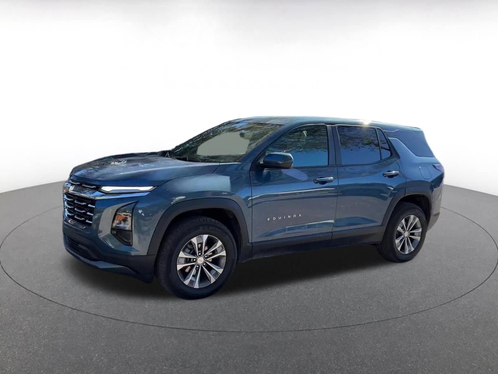 Thumbnail: 2025 Chevrolet Equinox - 8