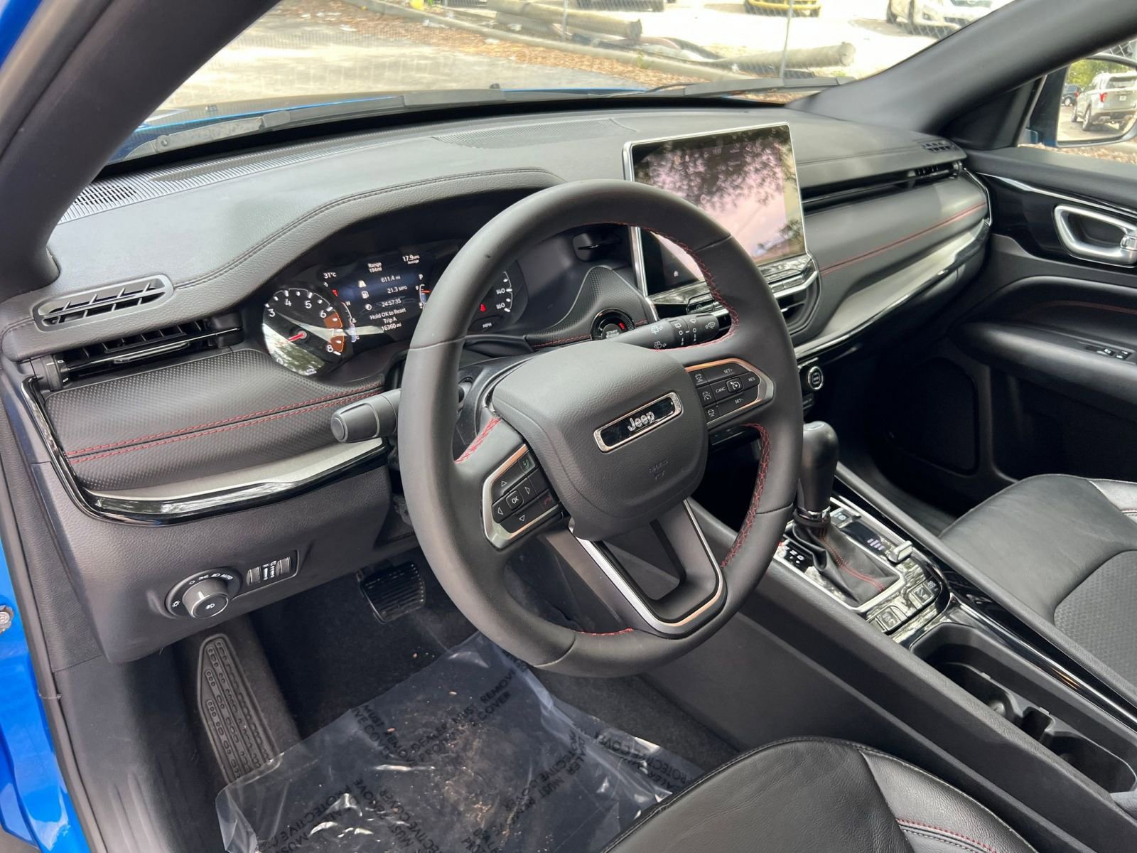 Thumbnail: 2025 Jeep Compass - 28