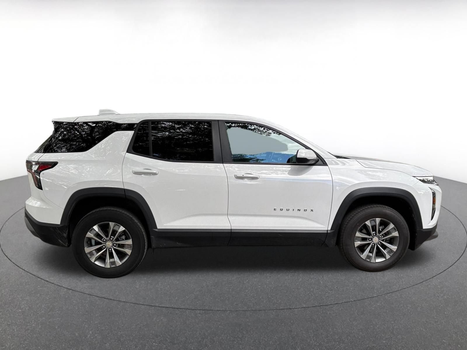 Thumbnail: 2025 Chevrolet Equinox - 14