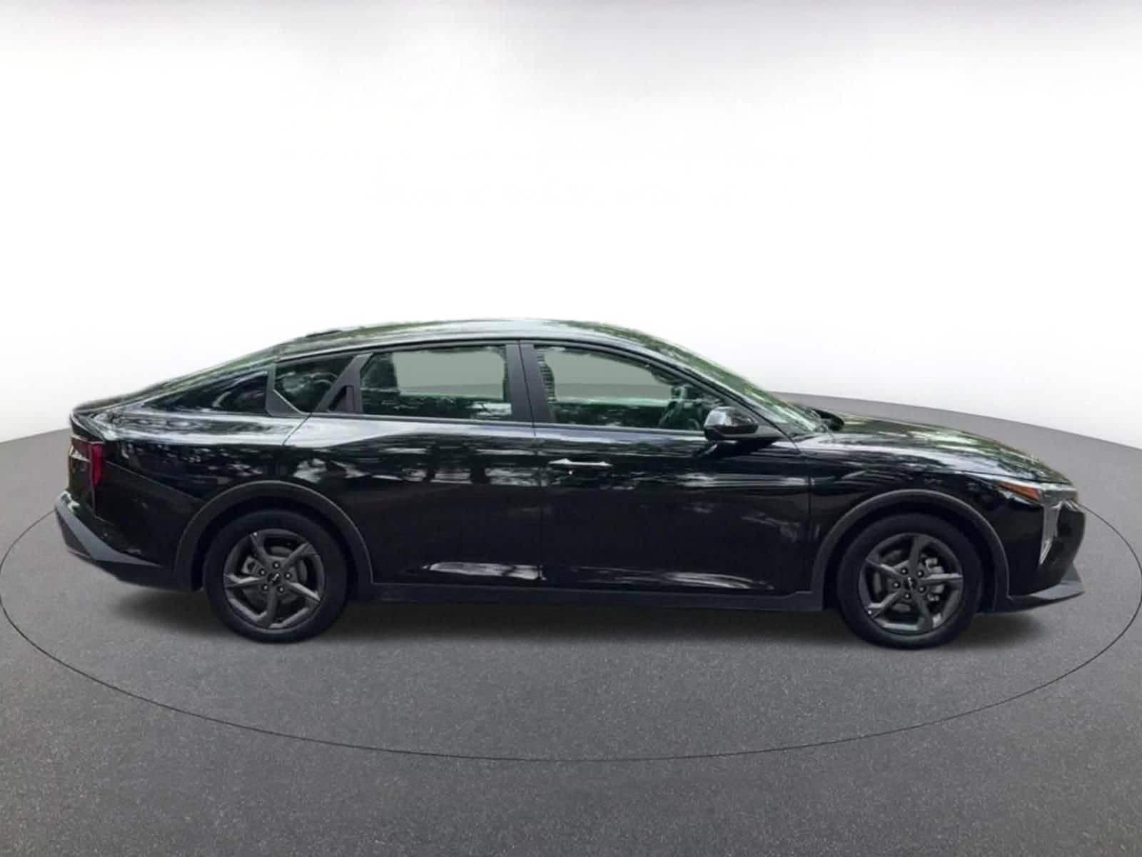 Thumbnail: 2025 Kia K4 - 17