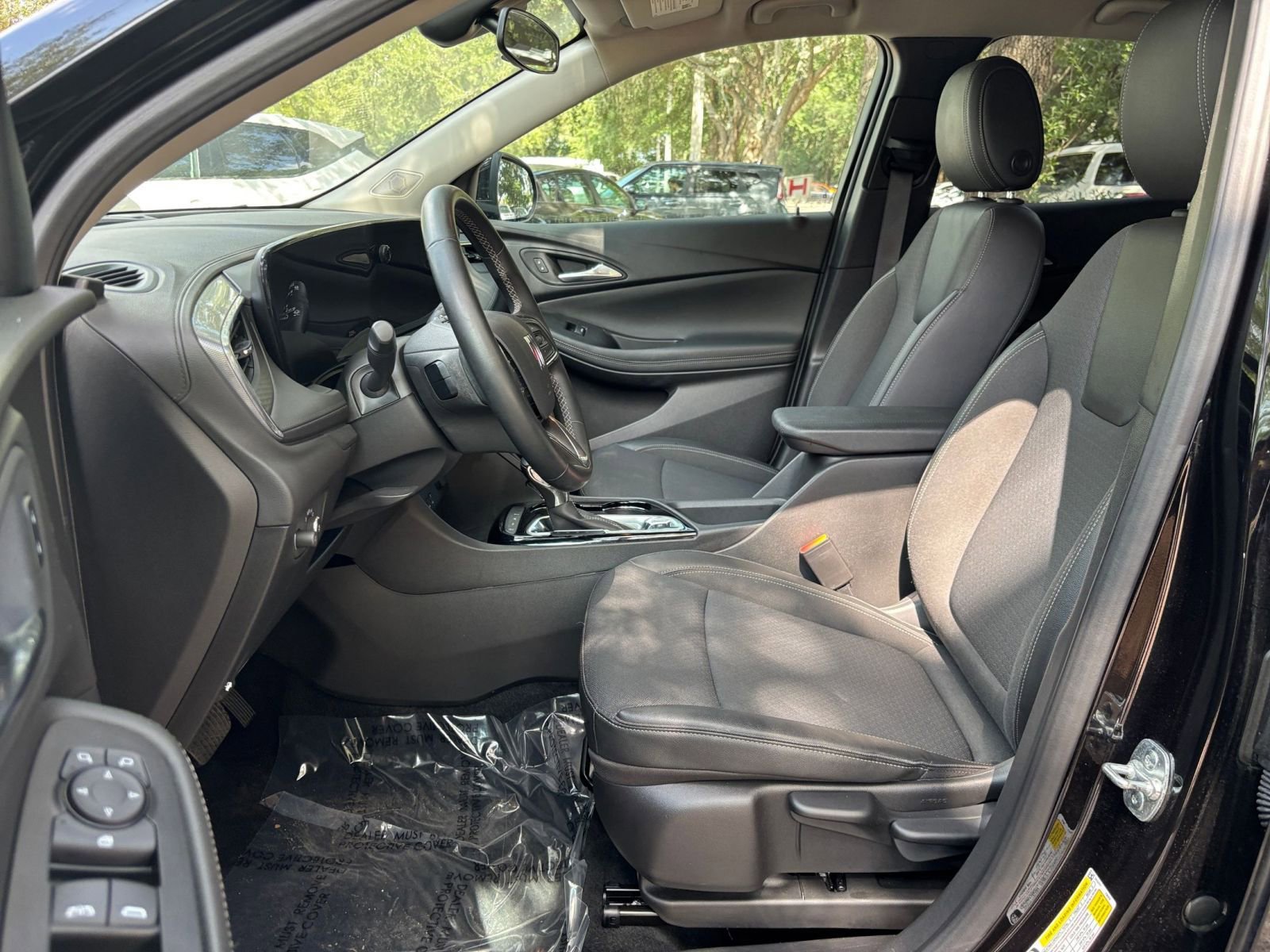 Thumbnail: 2025 Buick Encore GX - 25