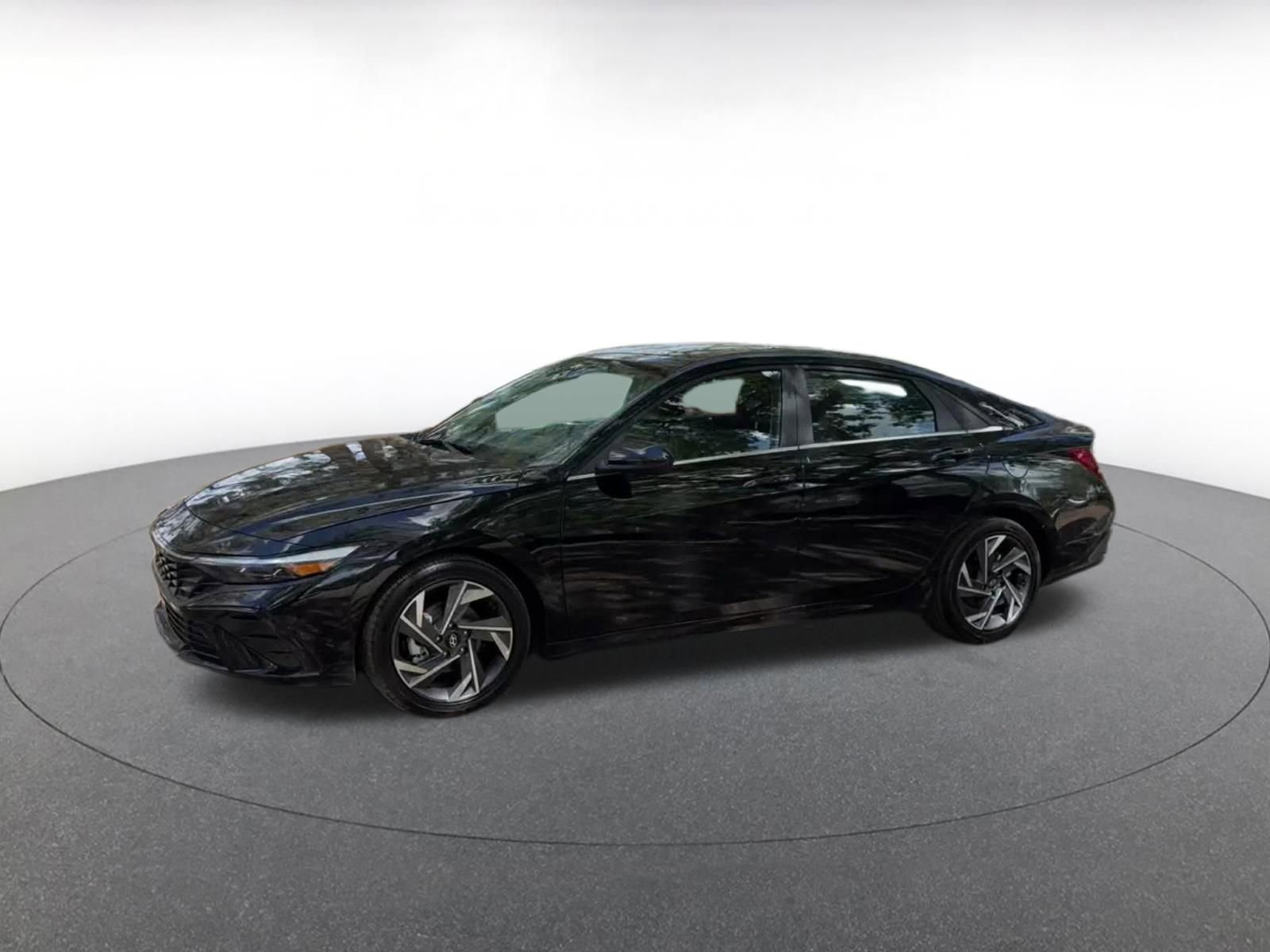 Thumbnail: 2025 Hyundai Elantra - 8