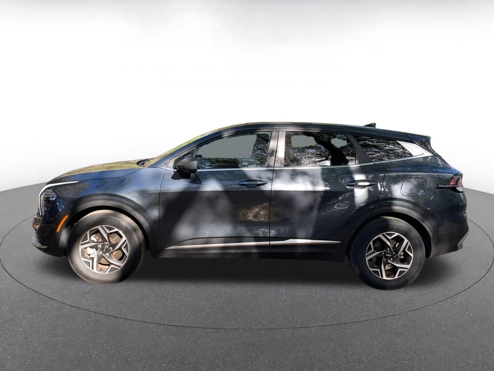 Thumbnail: 2025 Kia Sportage - 4