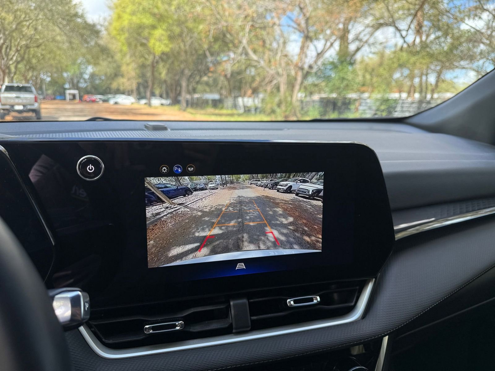 Thumbnail: 2025 Chevrolet Equinox - 21