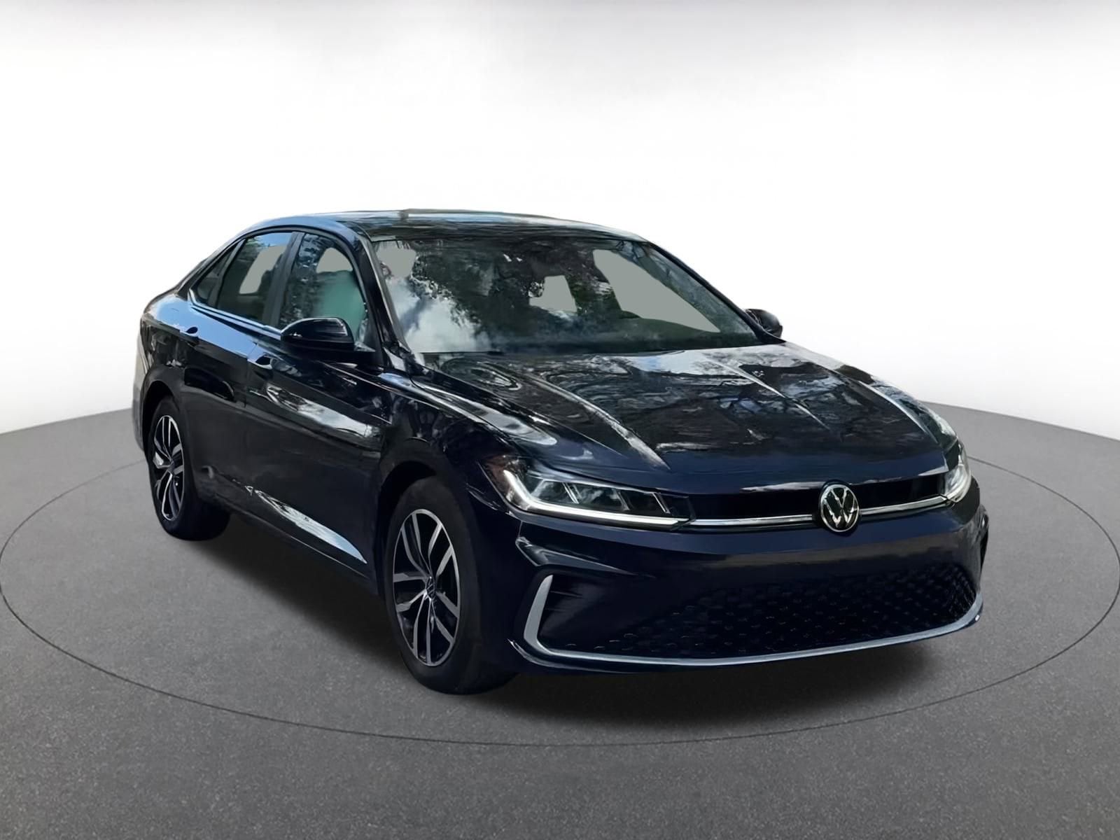 Thumbnail: 2025 Volkswagen Jetta - 3