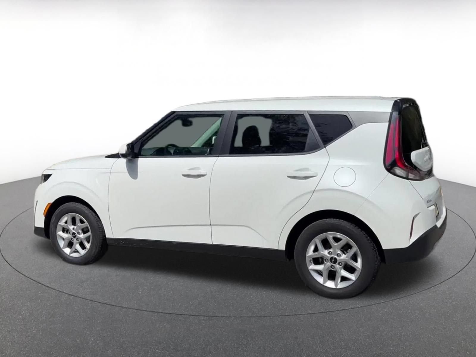 Thumbnail: 2025 Kia Soul - 10