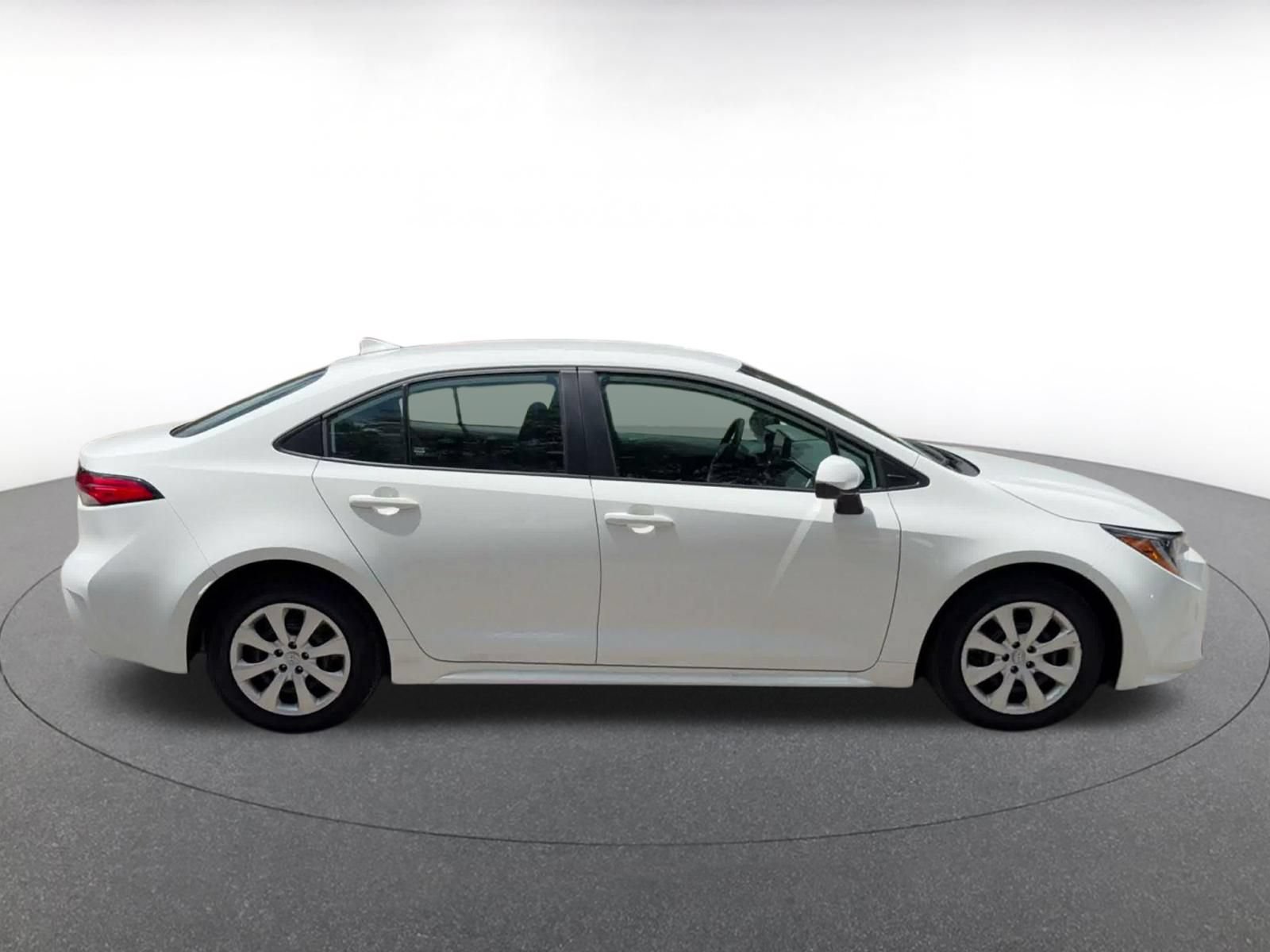 Thumbnail: 2025 Toyota Corolla - 15