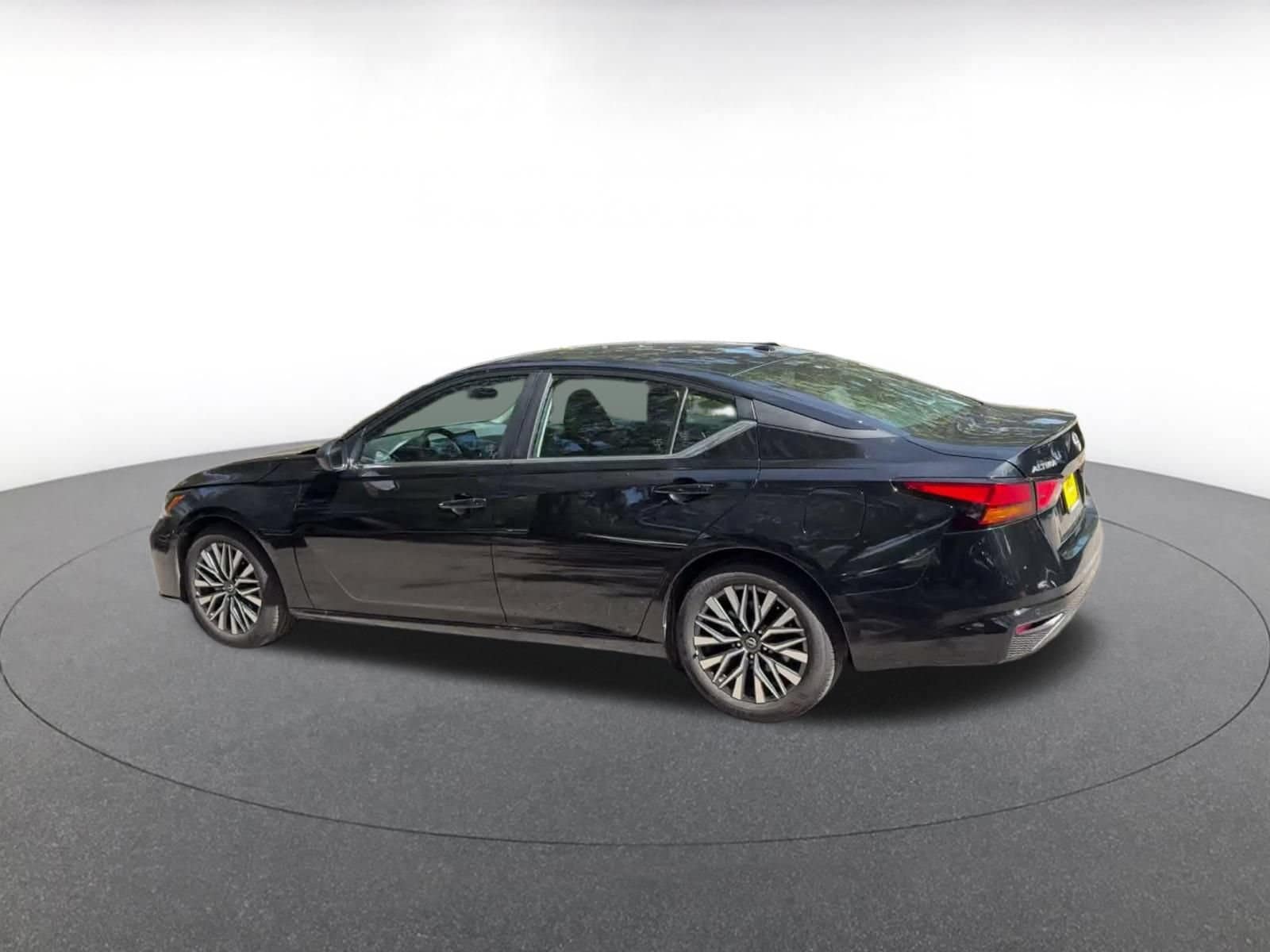 Thumbnail: 2026 Nissan Altima - 8