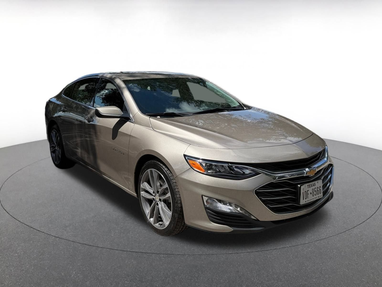Thumbnail: 2024 Chevrolet Malibu - 1