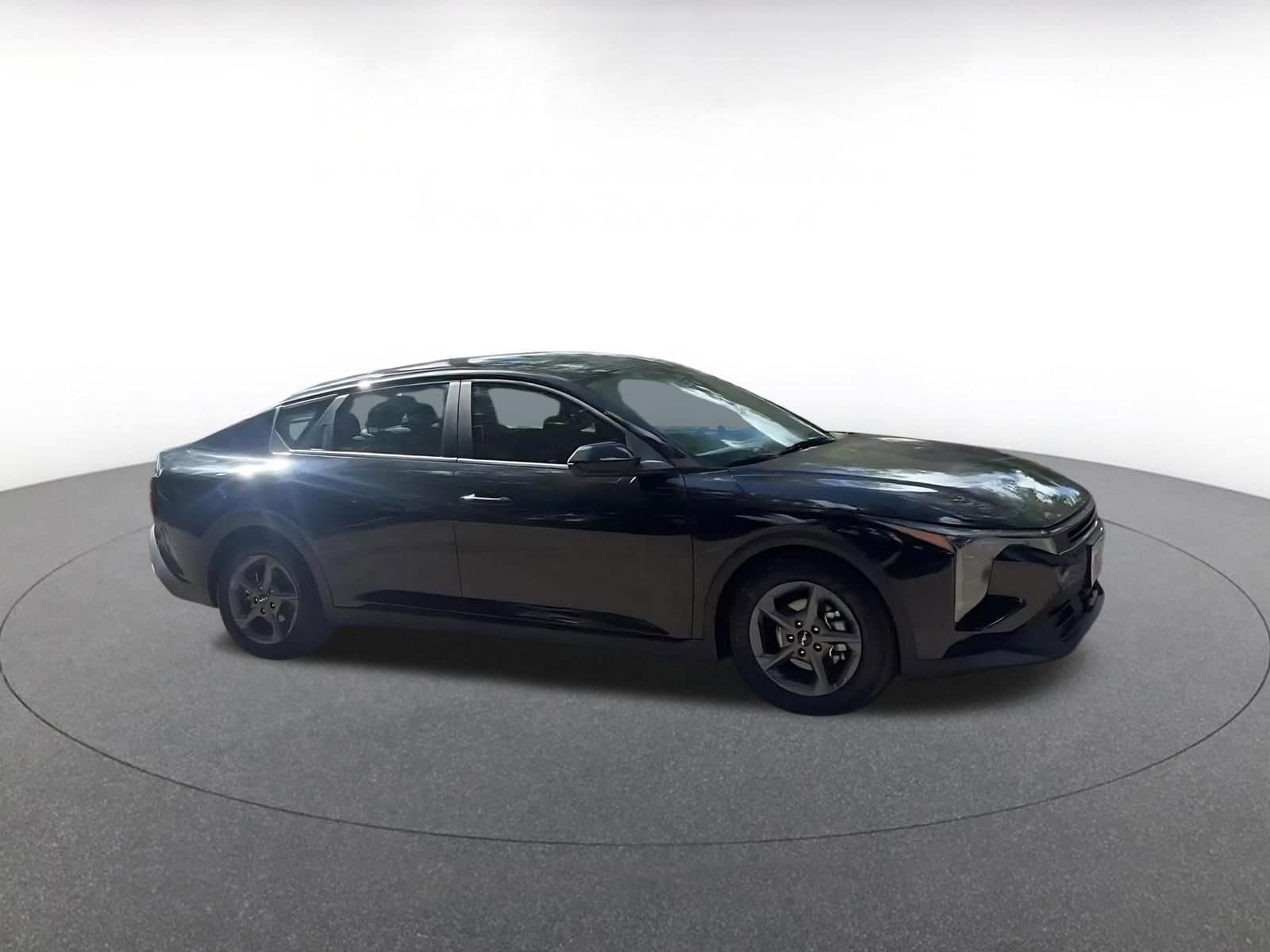 Thumbnail: 2025 Kia K4 - 2