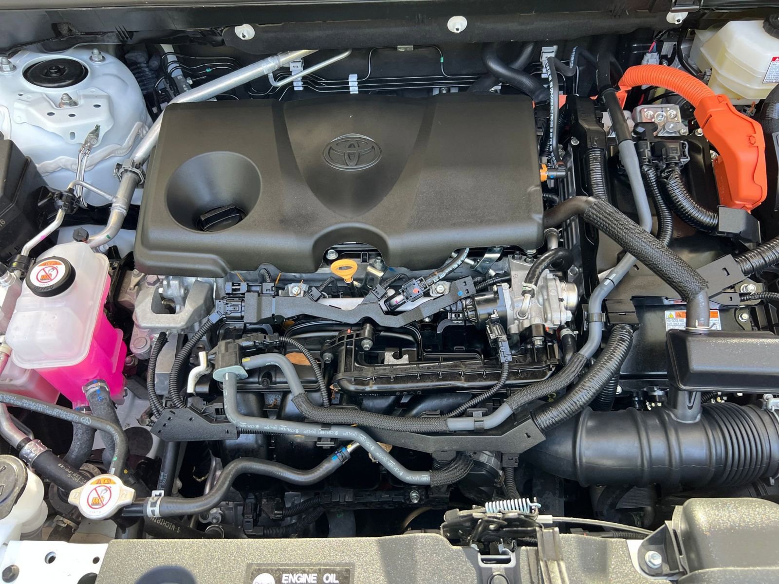 Thumbnail: 2025 Toyota RAV4 - 25