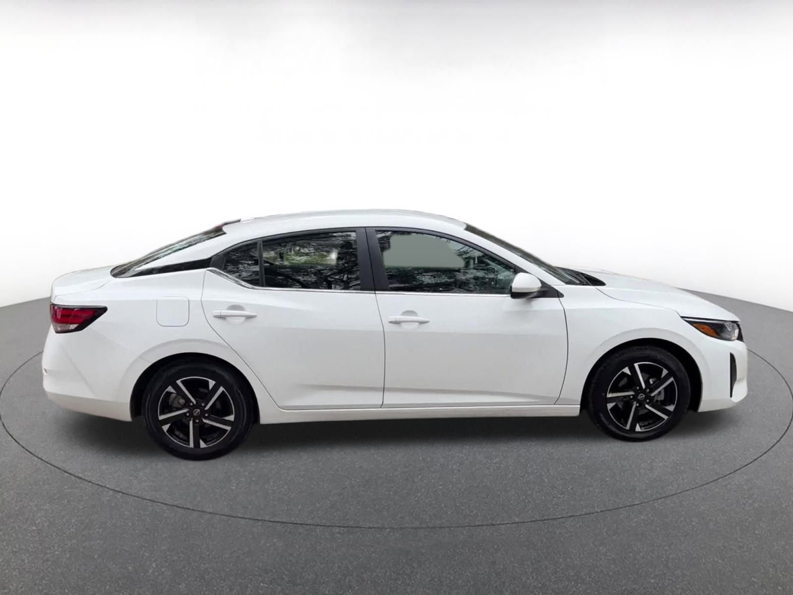 Thumbnail: 2025 Nissan Sentra - 16