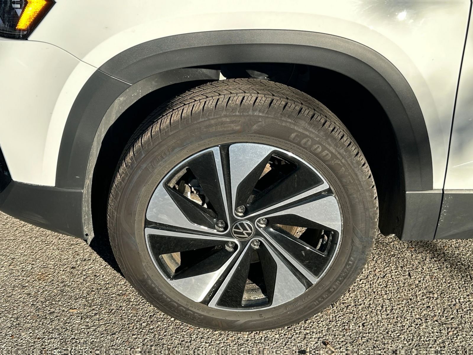 Thumbnail: 2025 Volkswagen Taos - 23