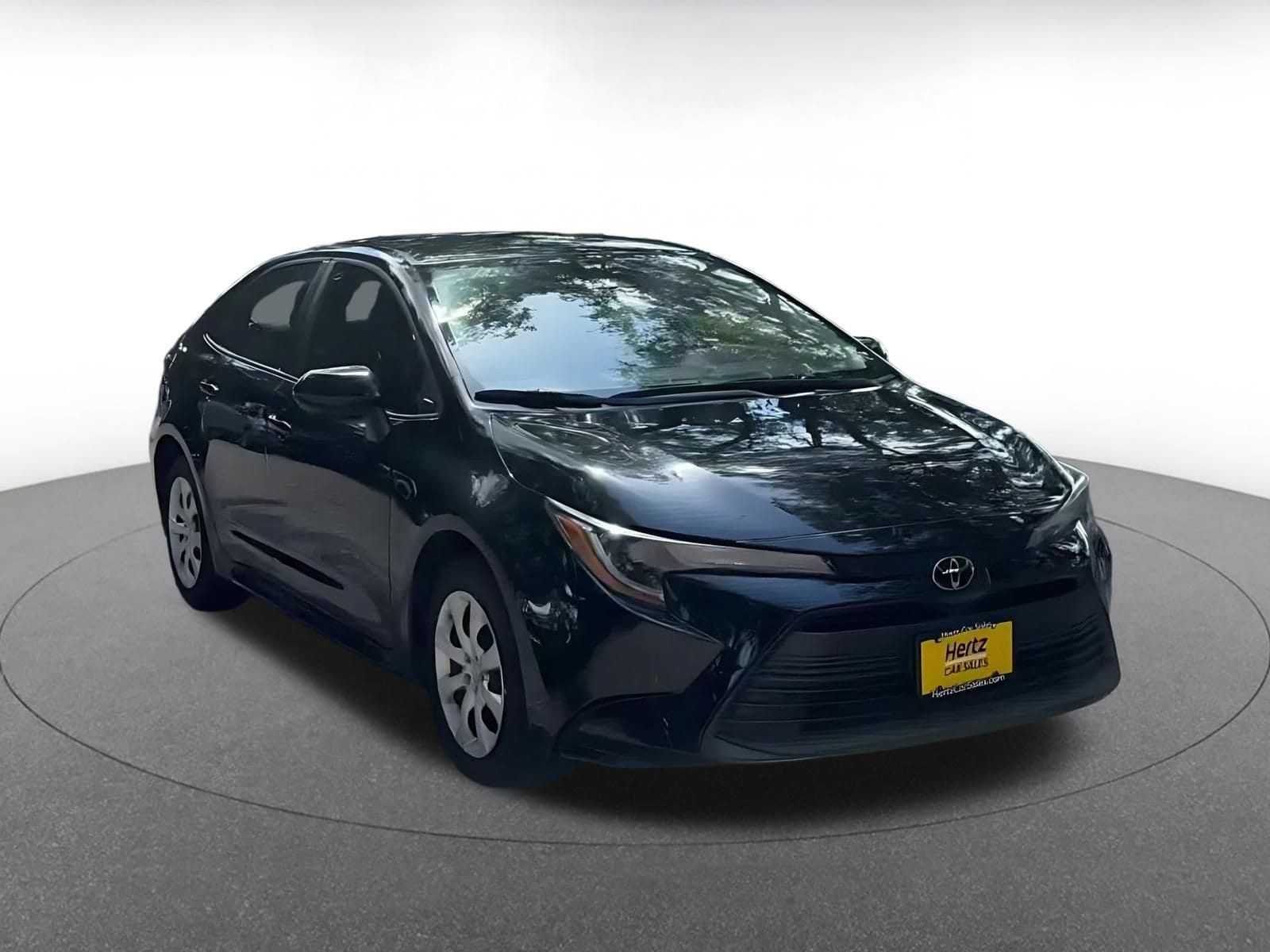 Thumbnail: 2025 Toyota Corolla - 3