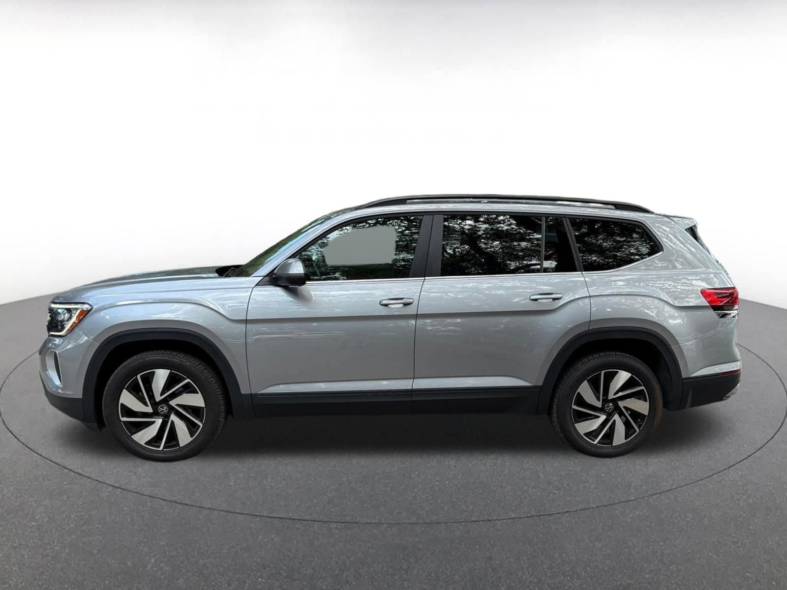 Thumbnail: 2024 Volkswagen Atlas - 4