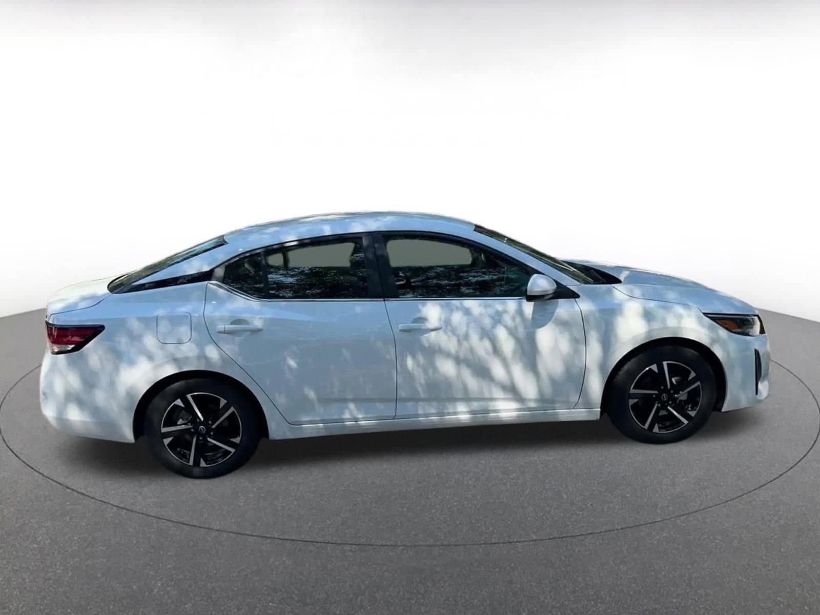 Thumbnail: 2024 Nissan Sentra - 25