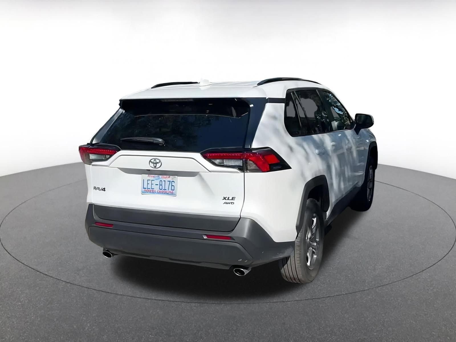 Thumbnail: 2025 Toyota RAV4 - 14