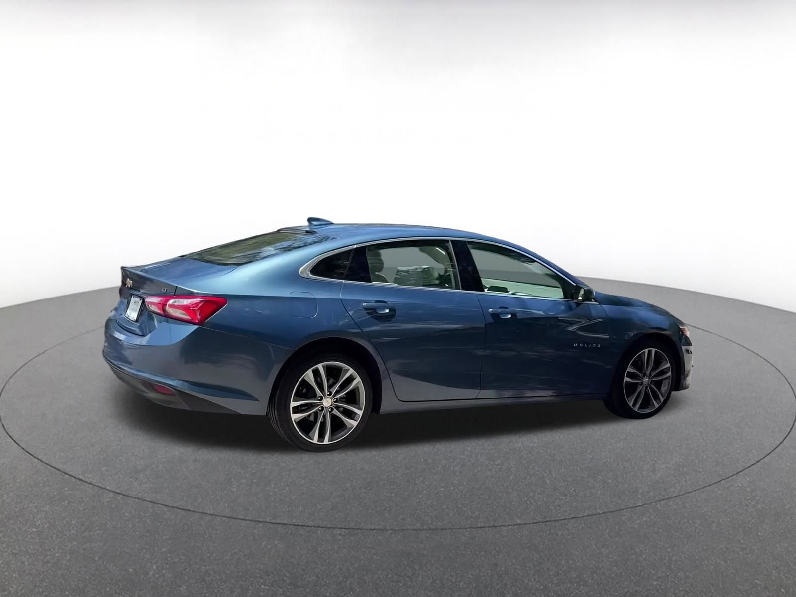 Thumbnail: 2024 Chevrolet Malibu - 14