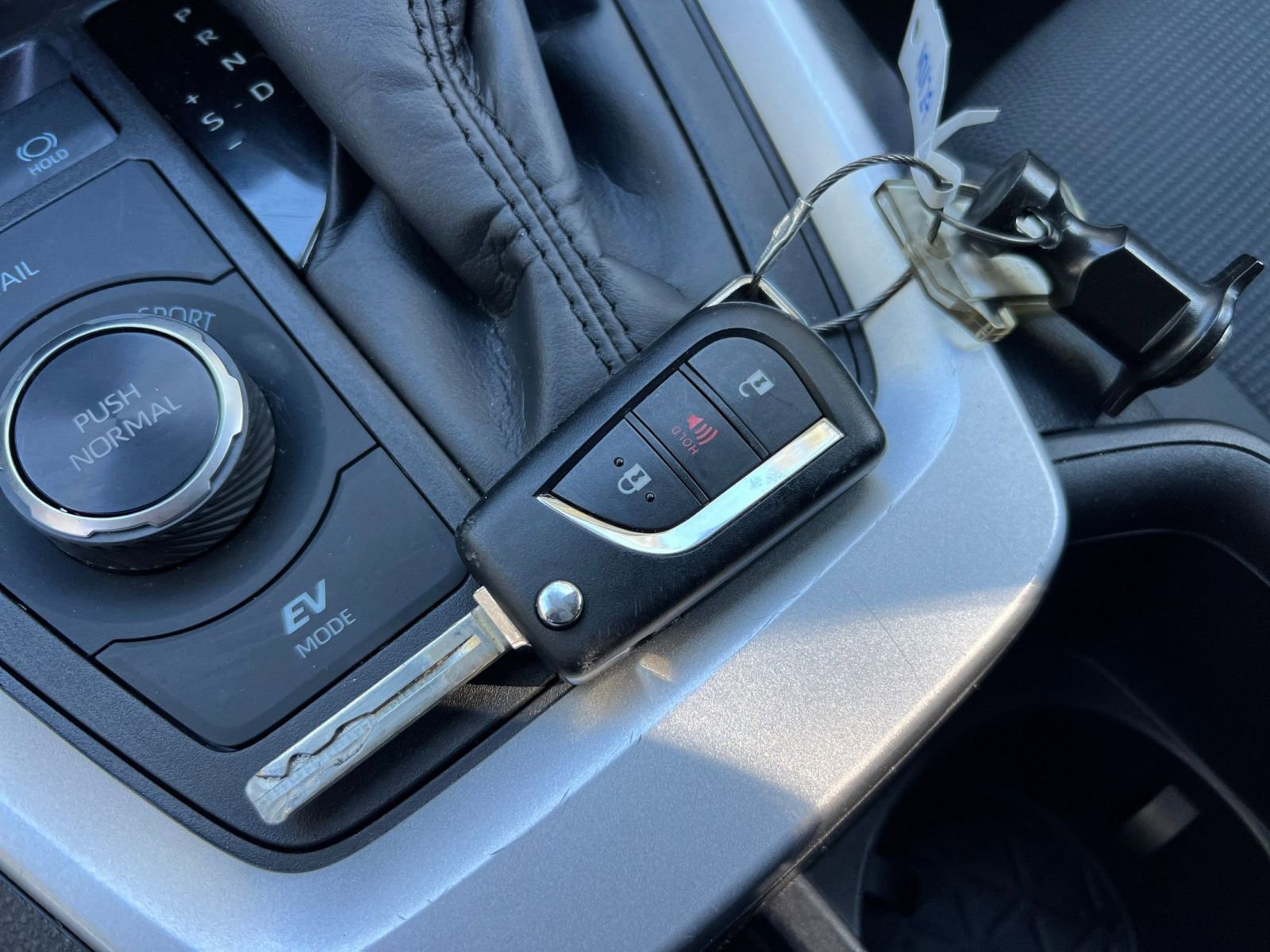 Thumbnail: 2025 Toyota RAV4 - 18