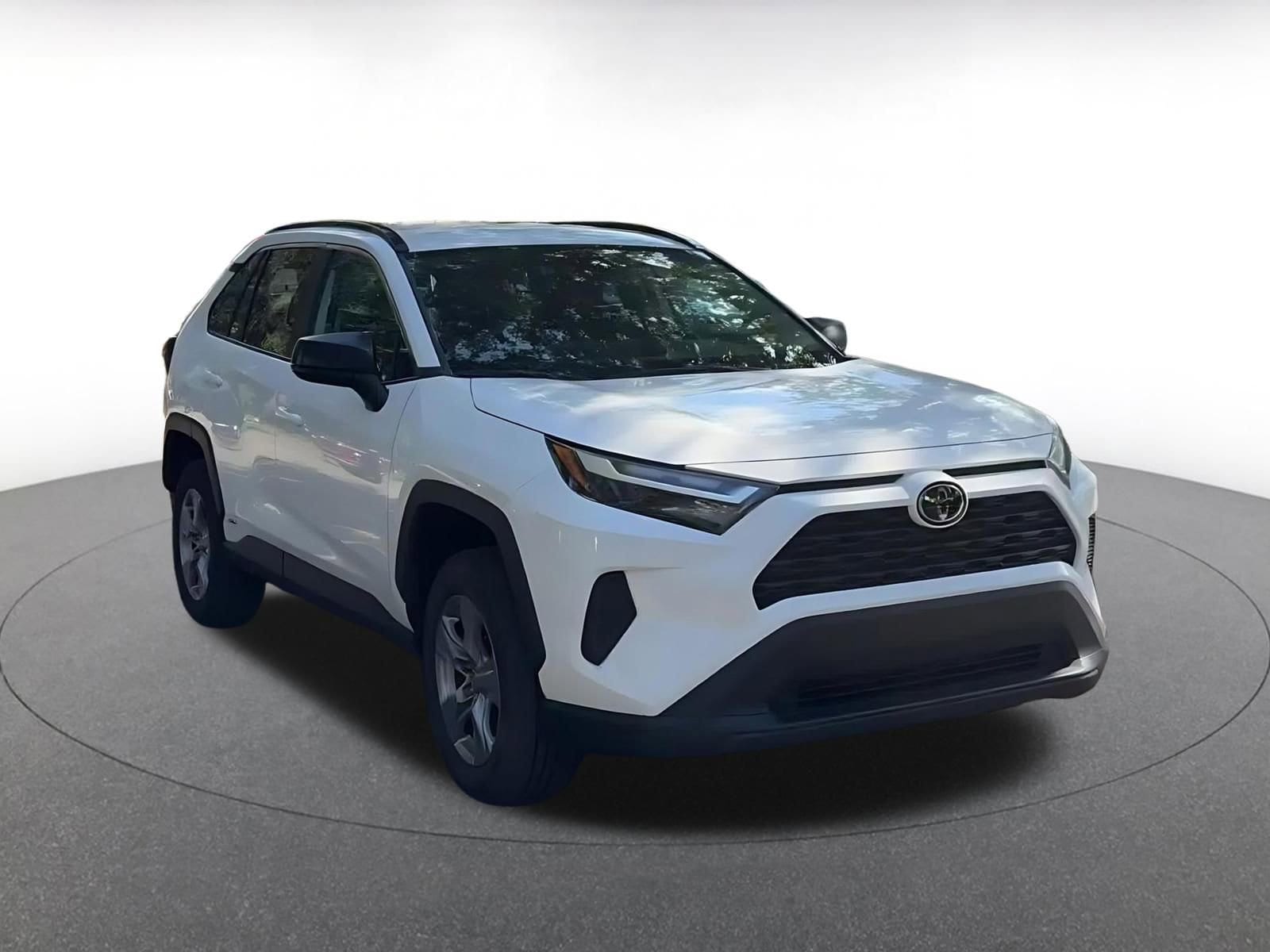 Thumbnail: 2025 Toyota RAV4 - 3