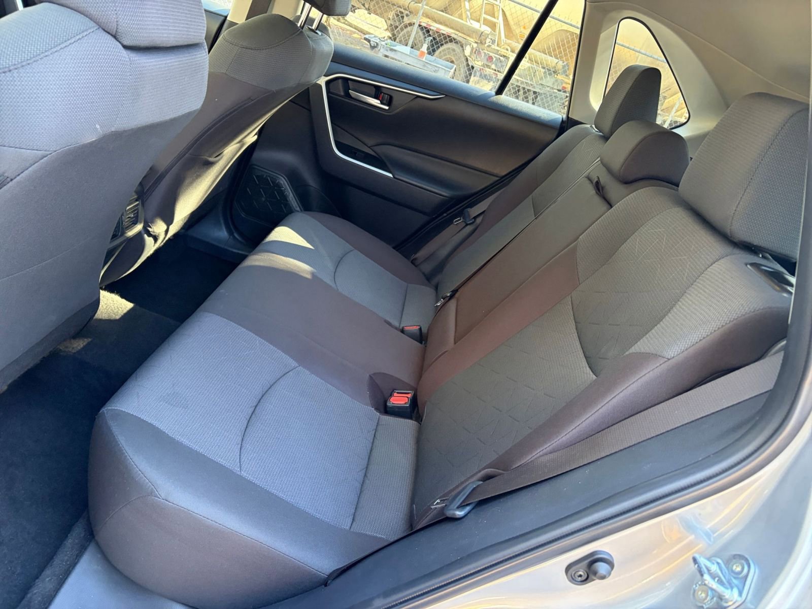 Thumbnail: 2025 Toyota RAV4 - 35