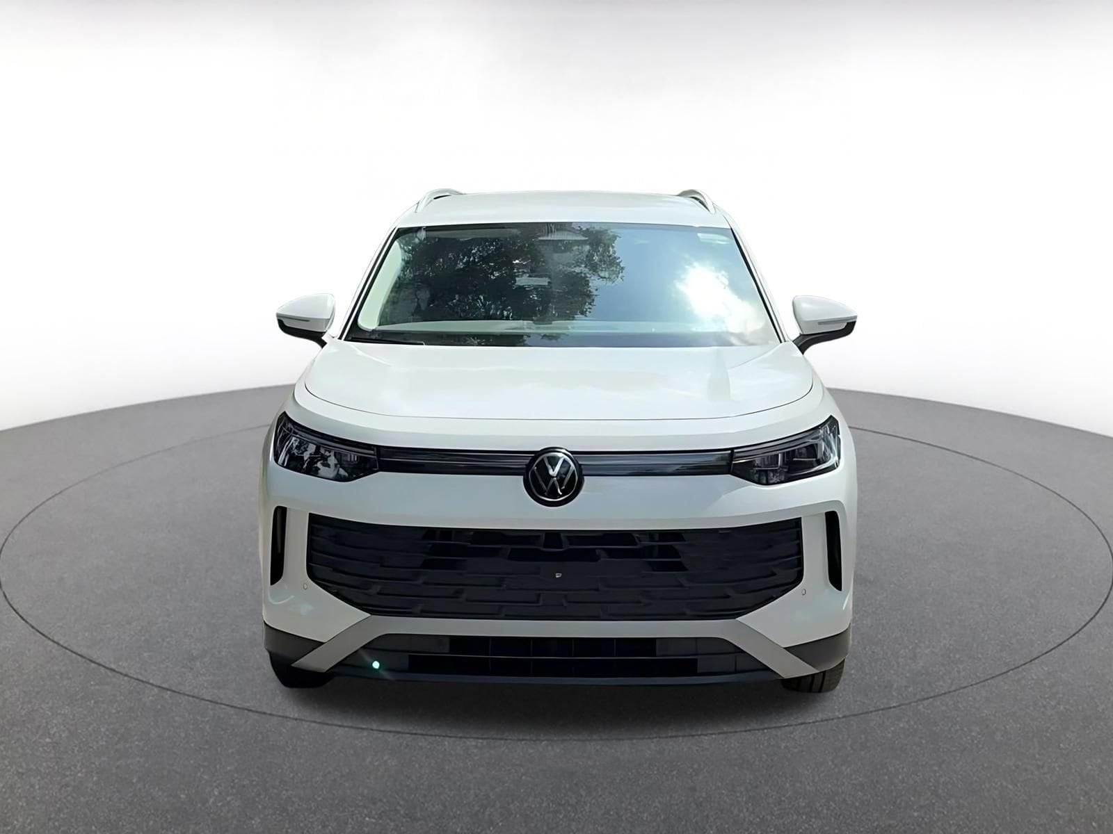 Thumbnail: 2026 Volkswagen Tiguan - 4