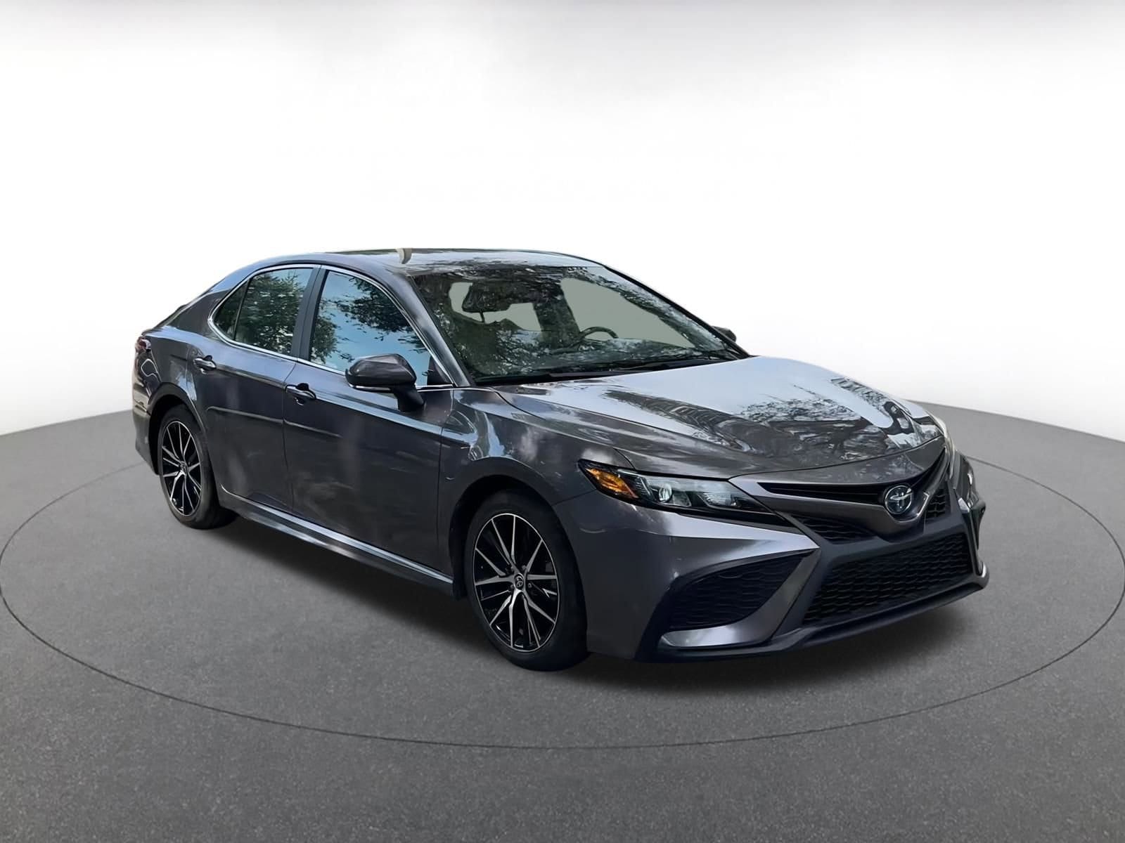 Thumbnail: 2023 Toyota Camry - 3