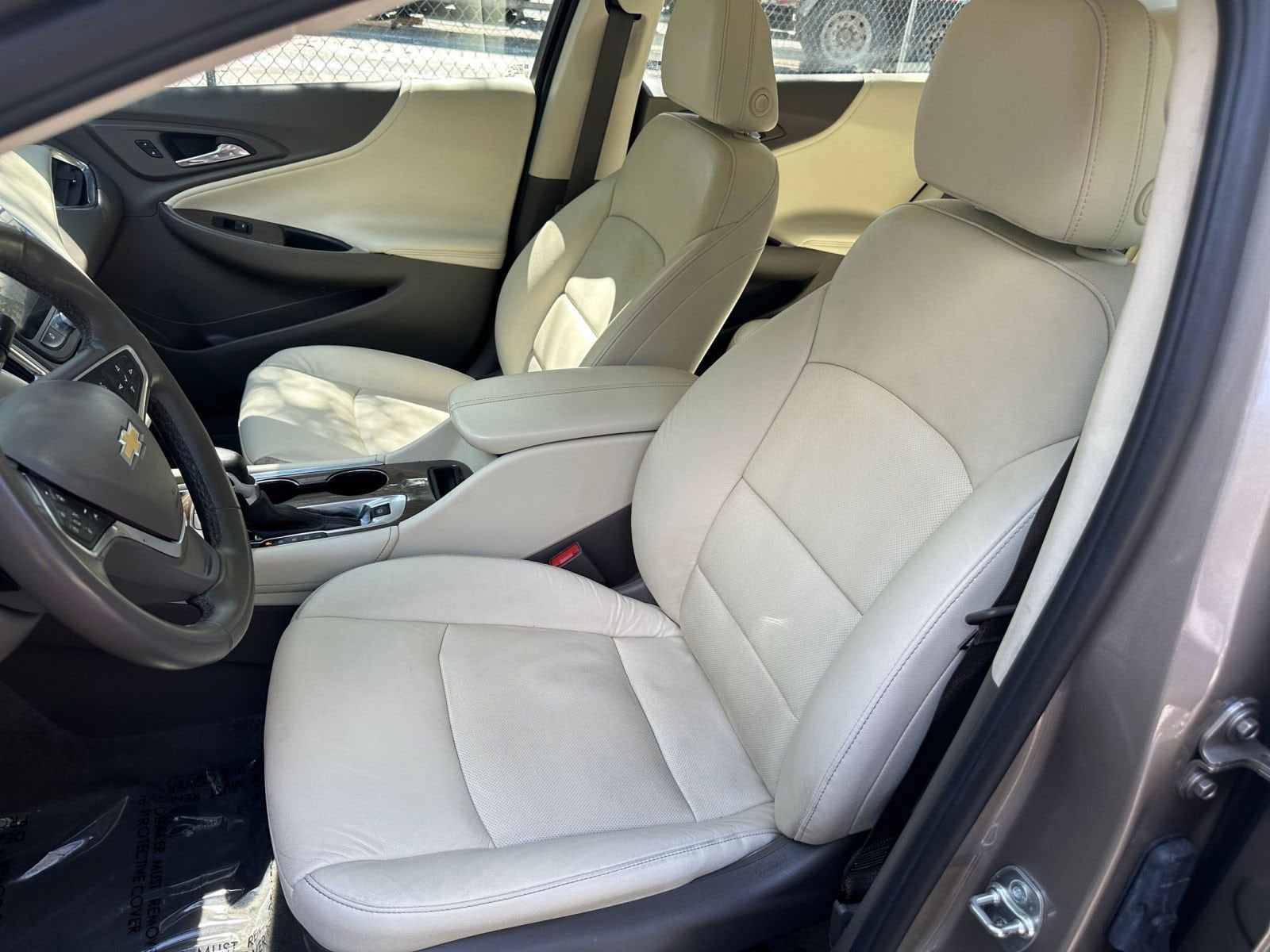 Thumbnail: 2024 Chevrolet Malibu - 21