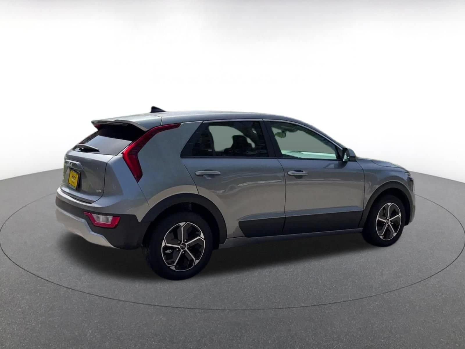 Thumbnail: 2026 Kia Niro - 15