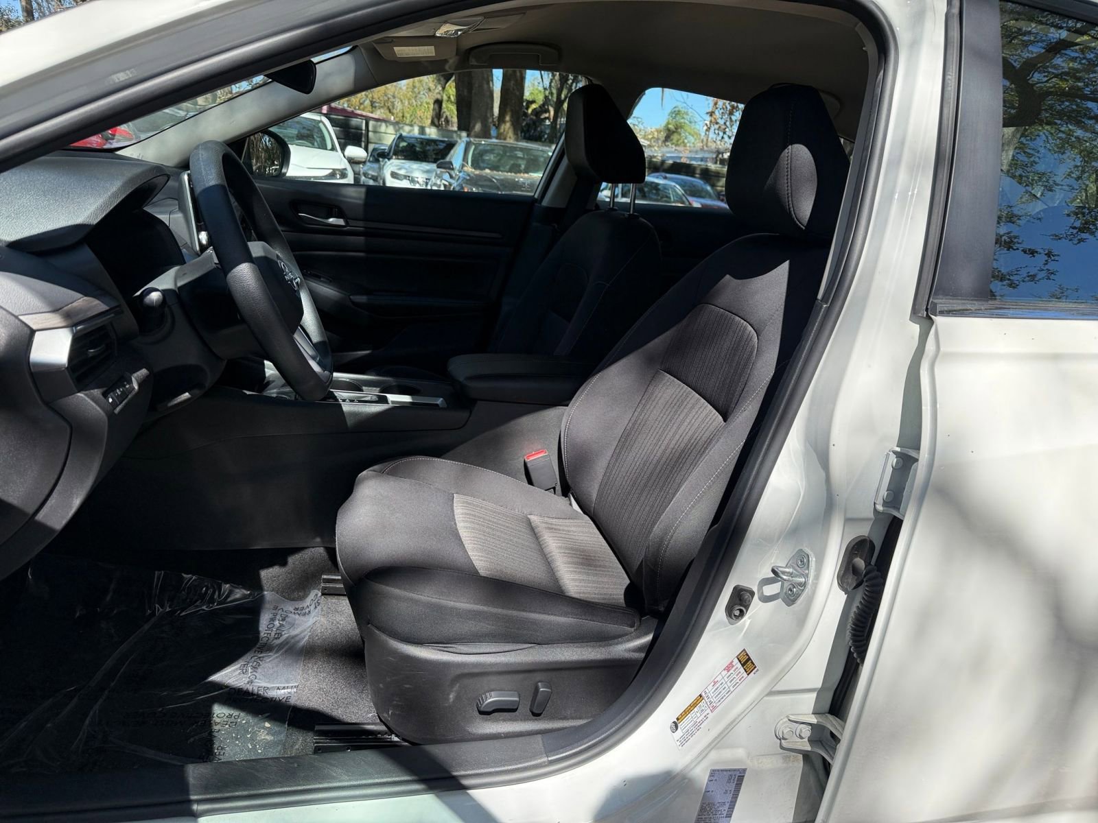 Thumbnail: 2025 Nissan Altima - 31