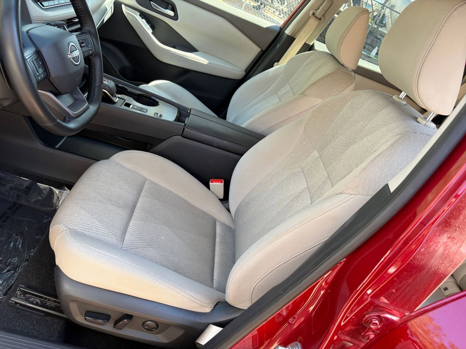 Thumbnail: 2025 Nissan Rogue - 32