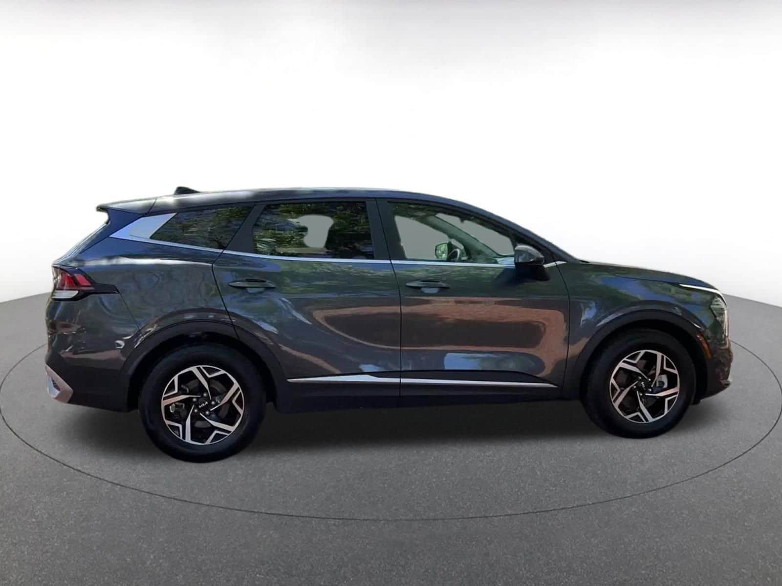 Thumbnail: 2025 Kia Sportage - 16
