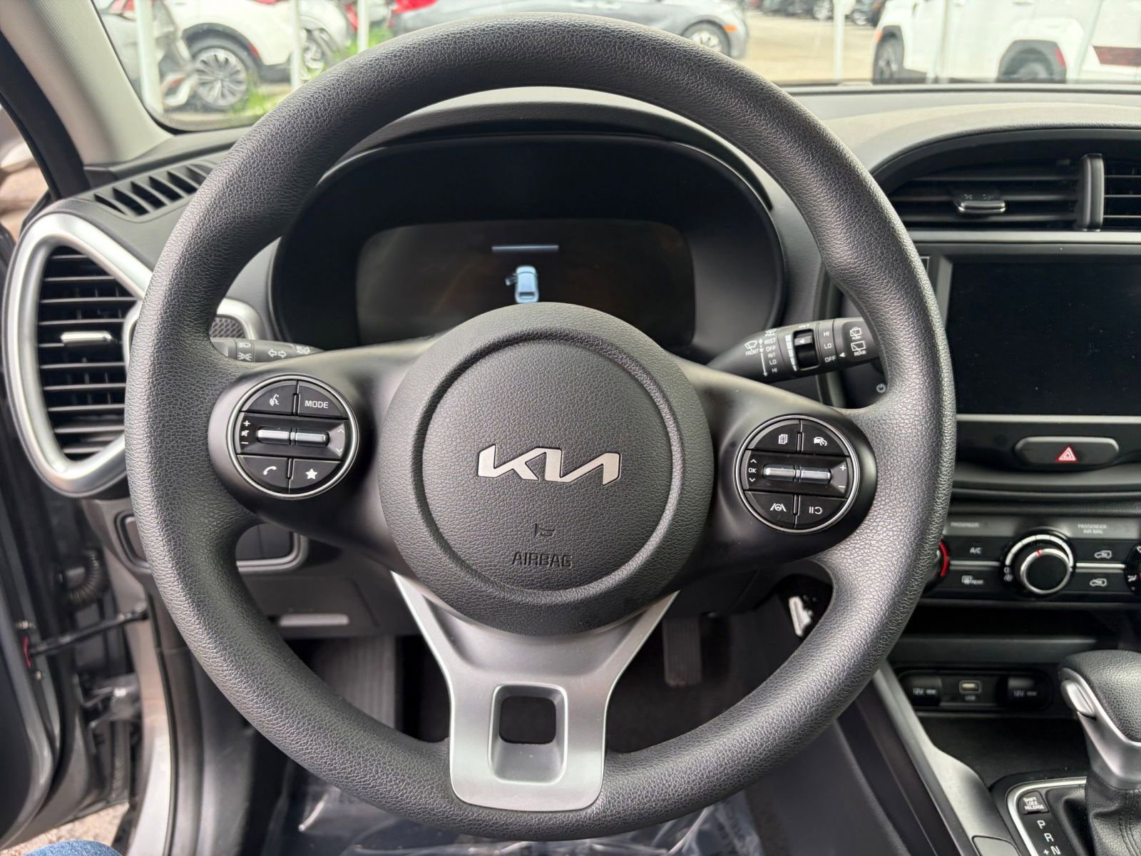 Thumbnail: 2025 Kia Soul - 25