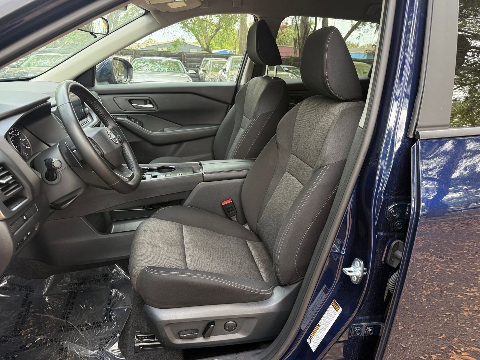 Thumbnail: 2025 Nissan Rogue - 33