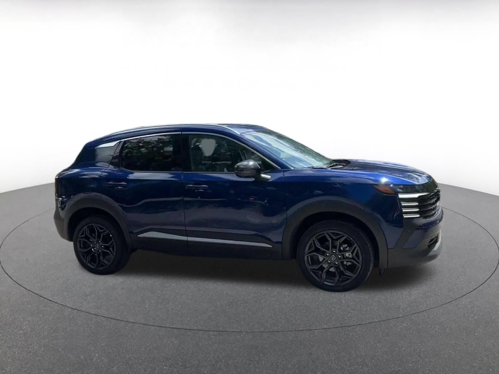 Thumbnail: 2026 Nissan Kicks - 2