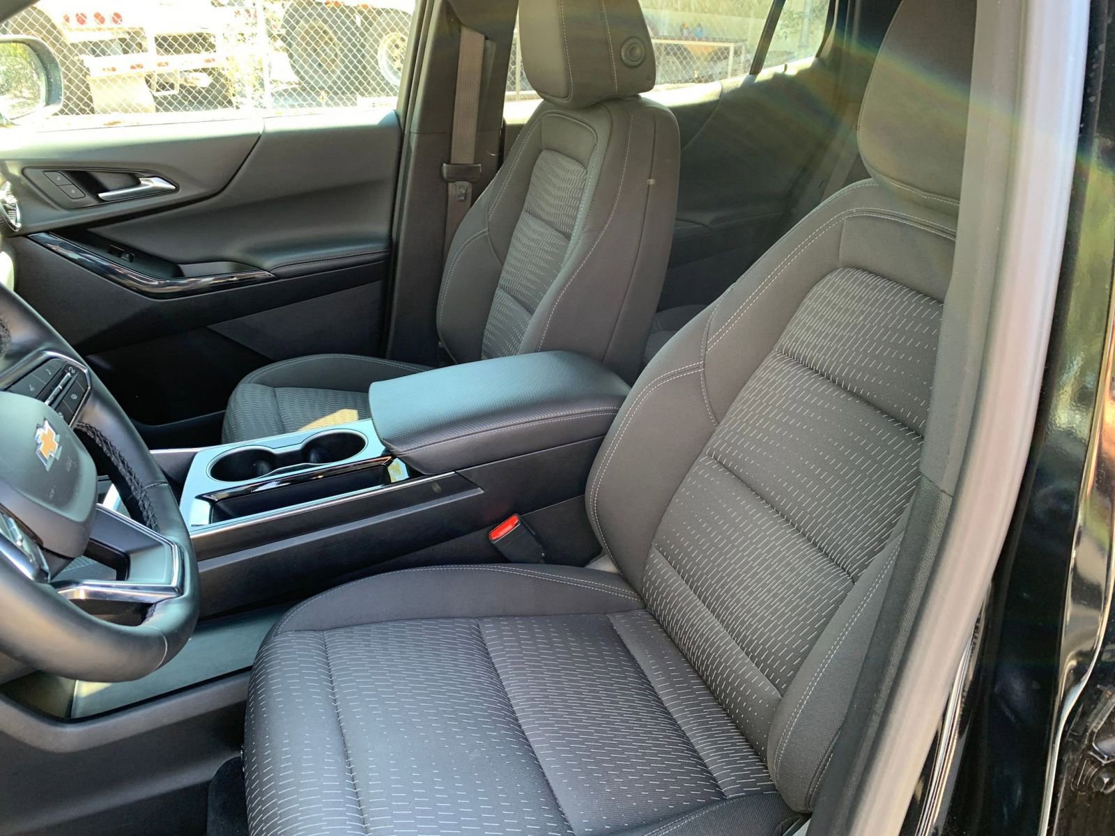 Thumbnail: 2025 Chevrolet Equinox - 32