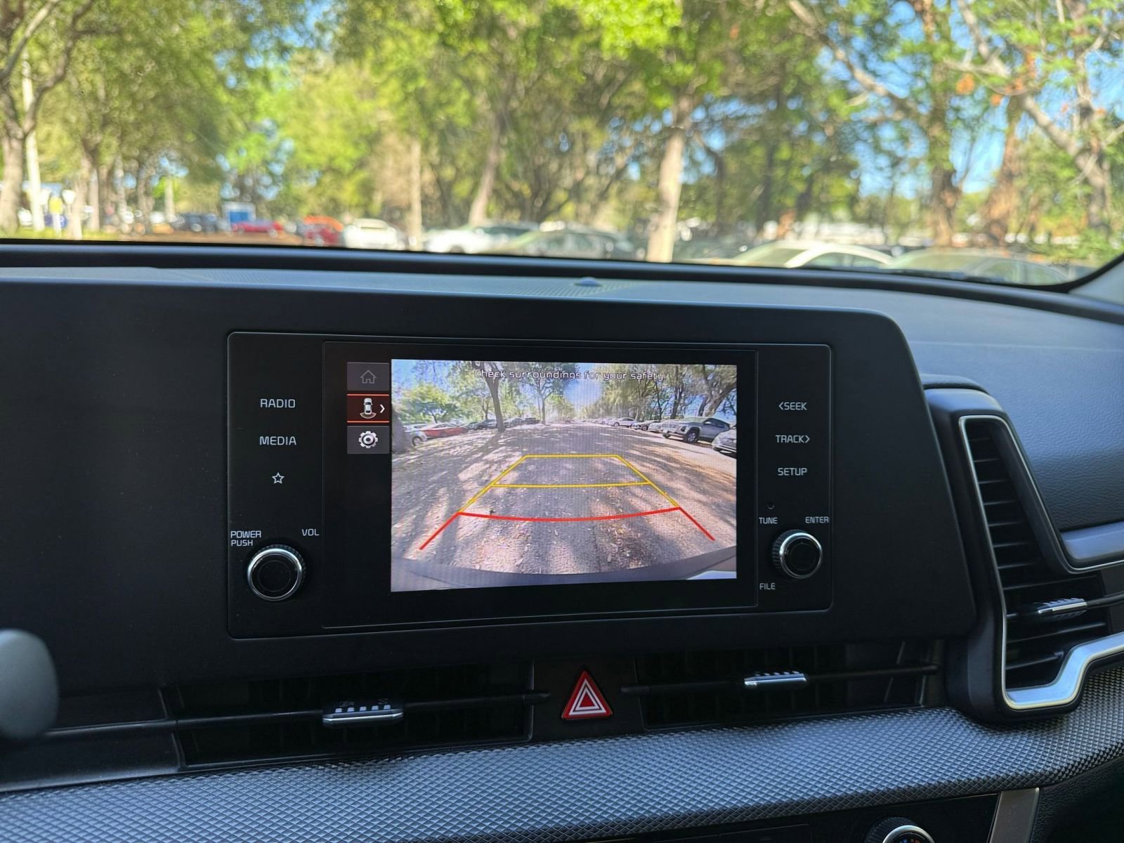 Thumbnail: 2025 Kia Sportage - 22