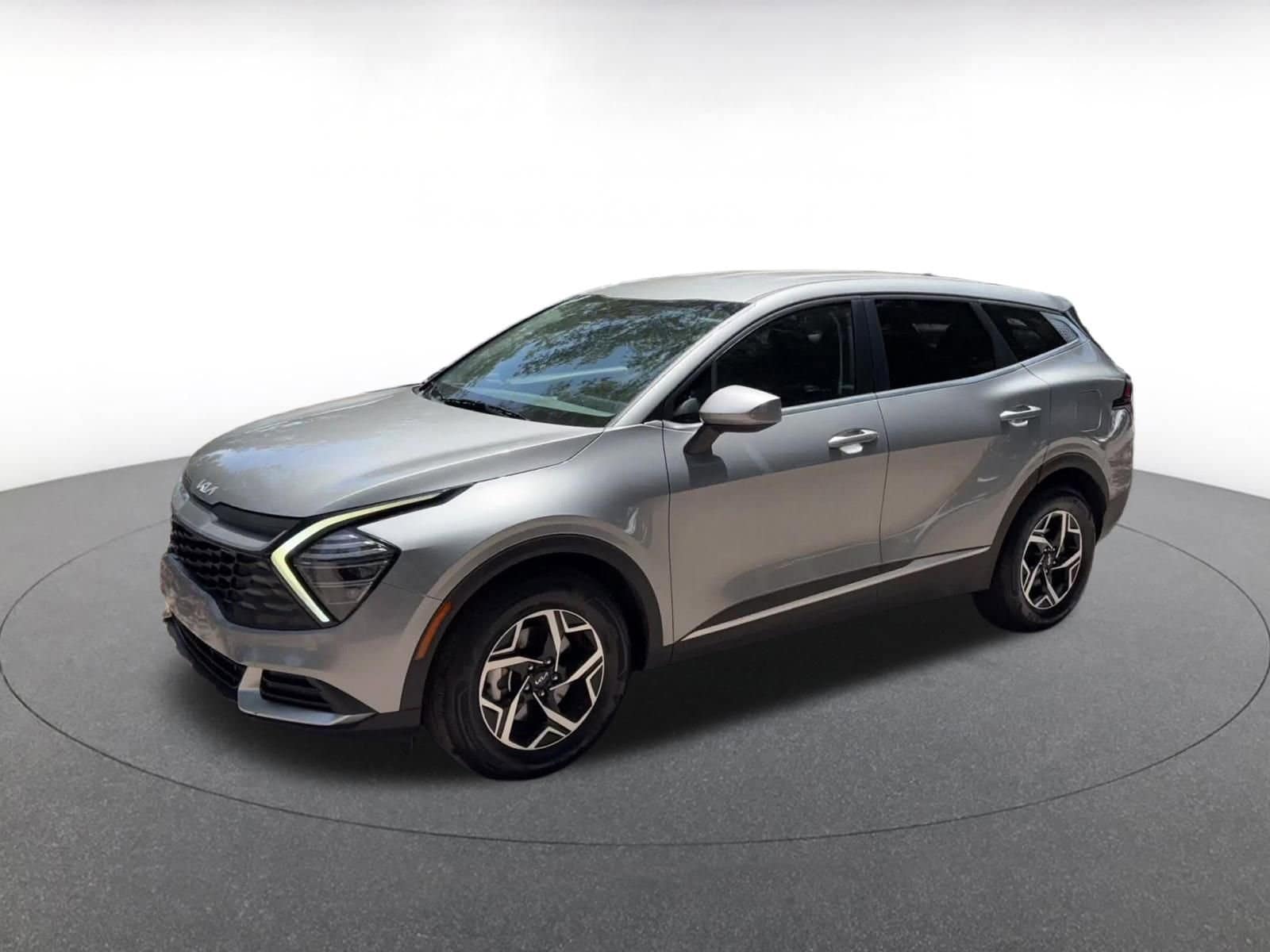 Thumbnail: 2025 Kia Sportage - 8