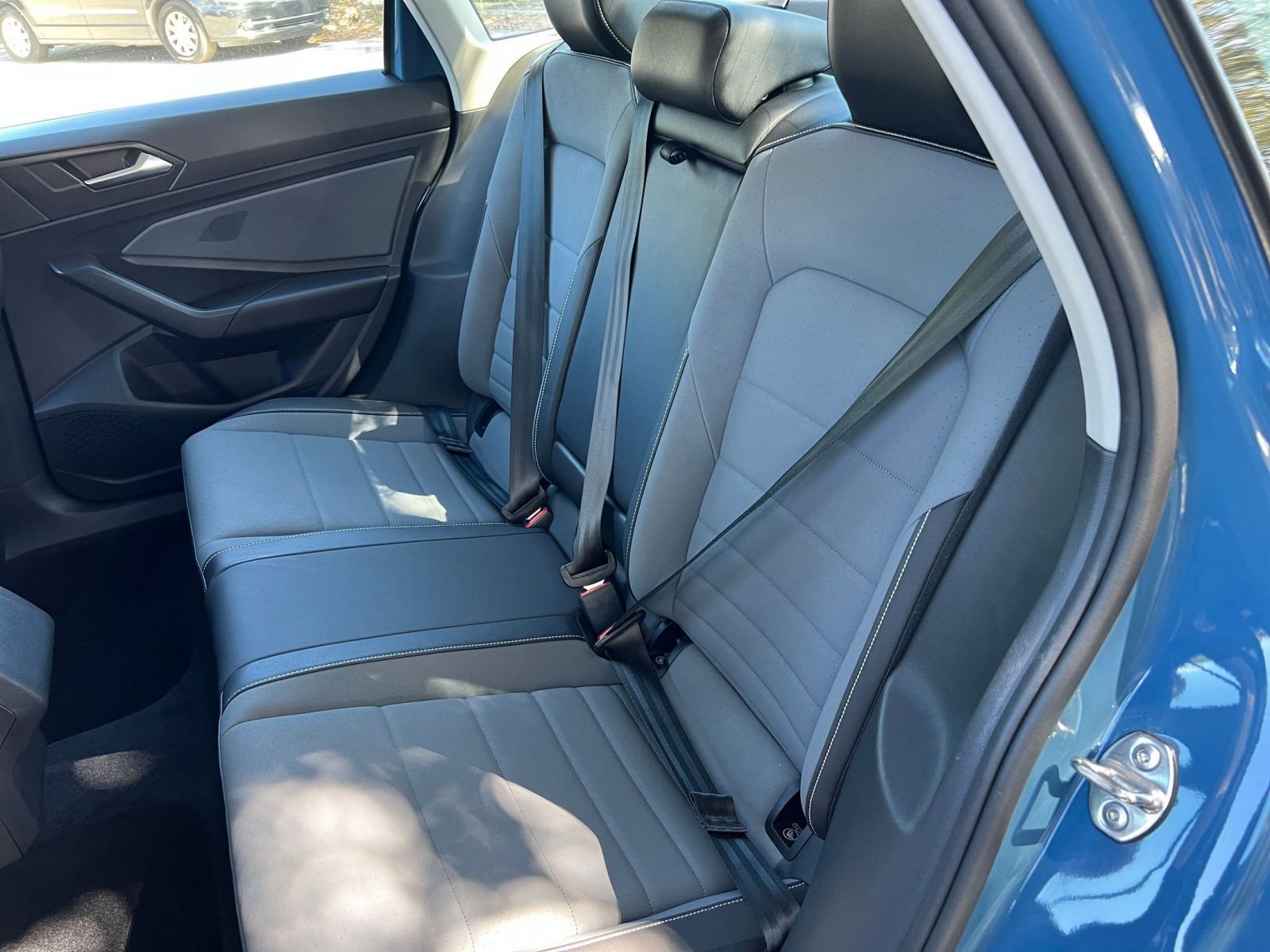 Thumbnail: 2025 Volkswagen Jetta - 32