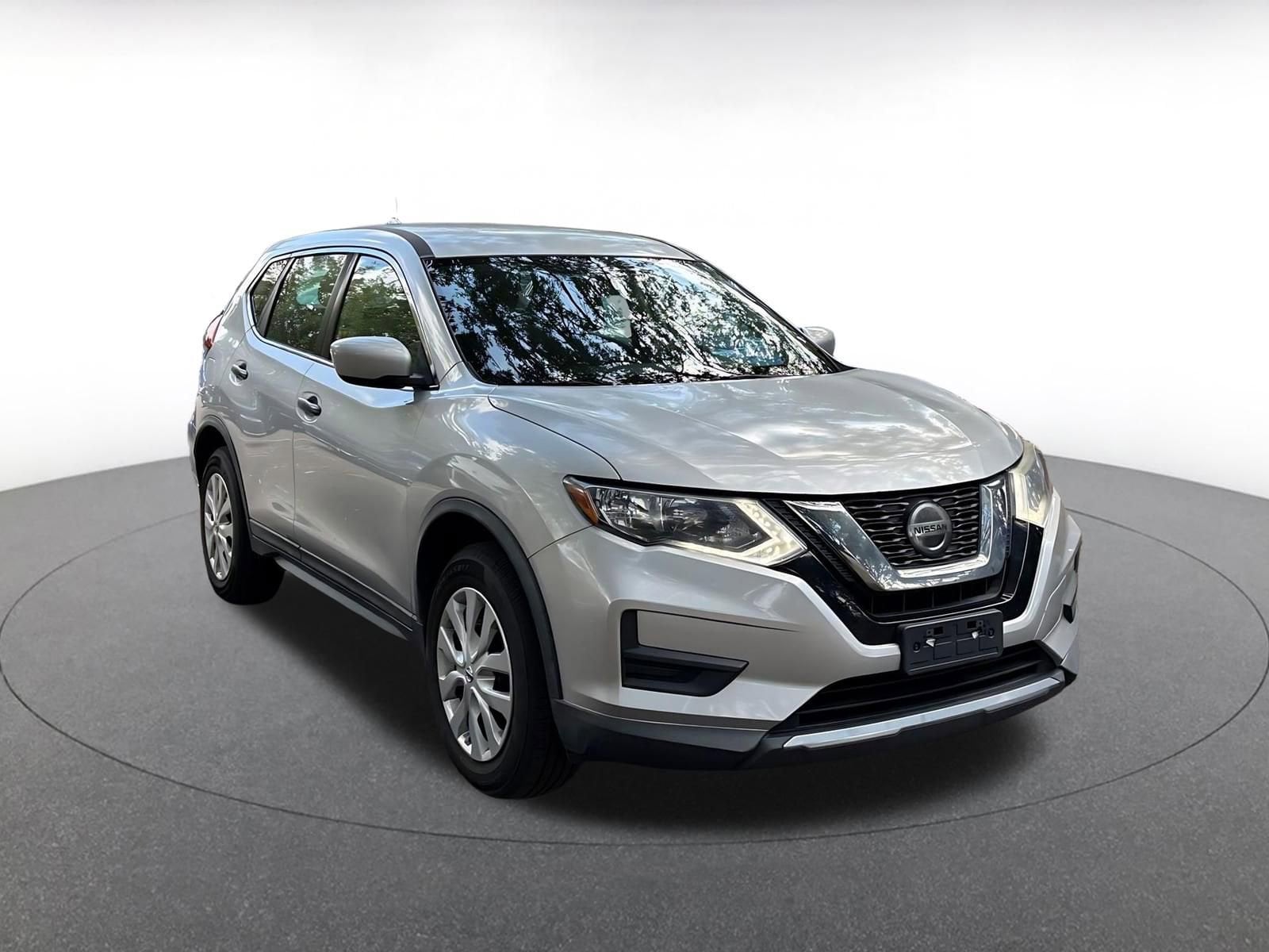 Thumbnail: 2018 Nissan Rogue - 1